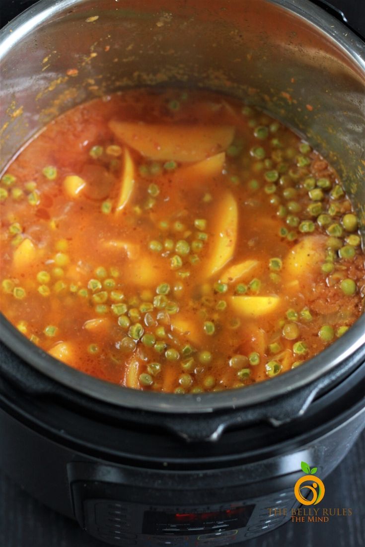 Aloo Matar Instant Pot Stove Top Recipe The Belly Rules The Mind