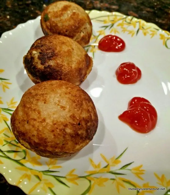 Bread rolls made in appe pan