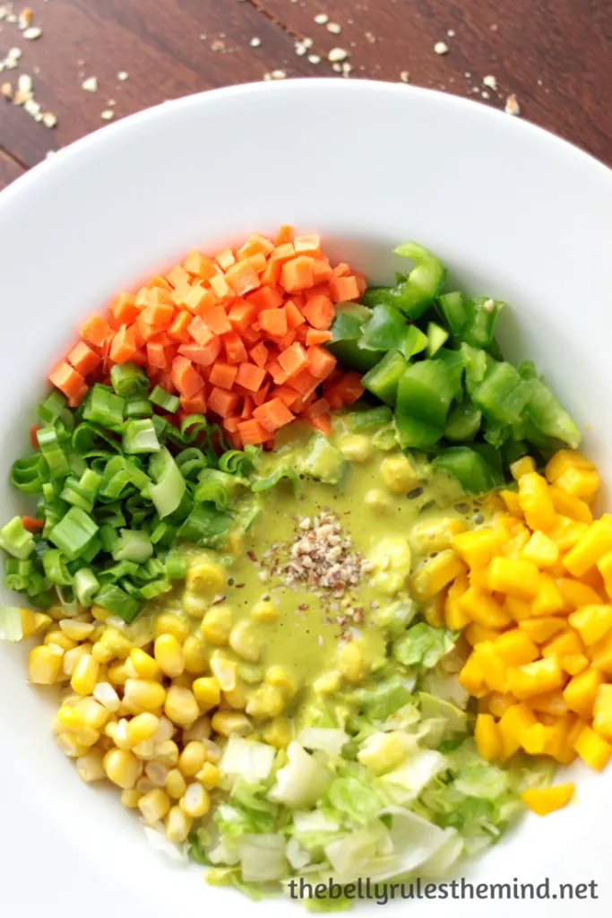 Thai salad with green coconut dressing