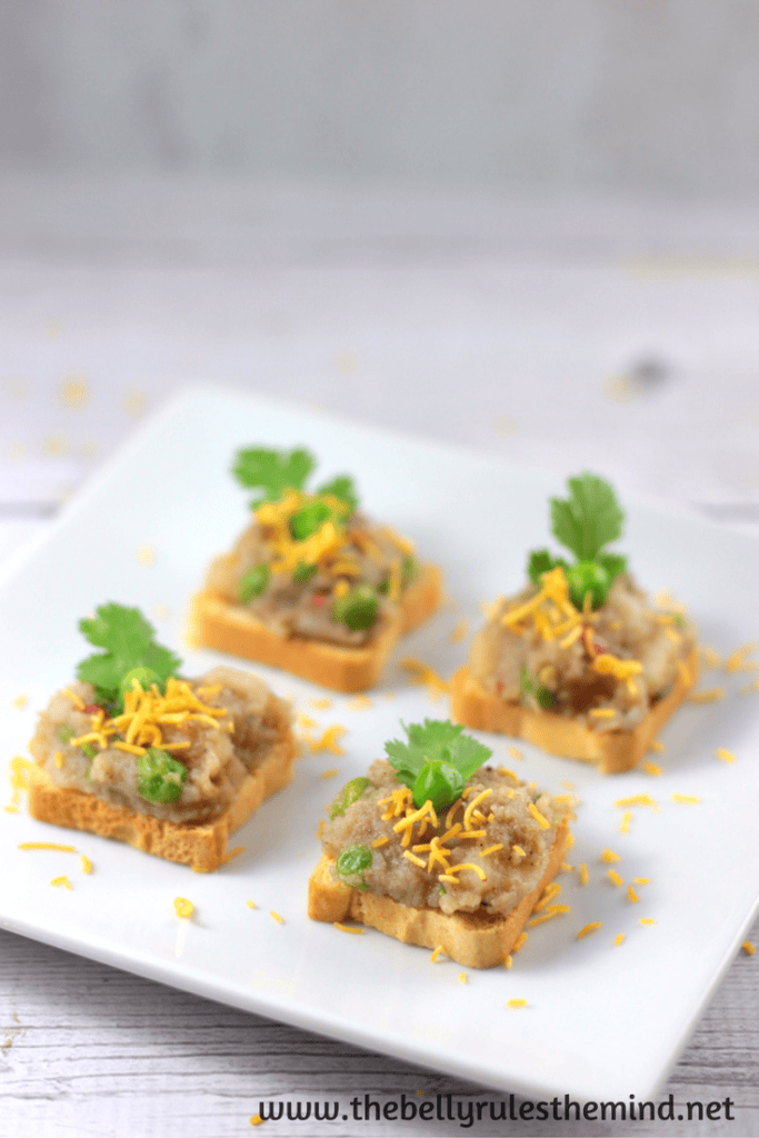 Samosa Chaat Snack / Appetizer