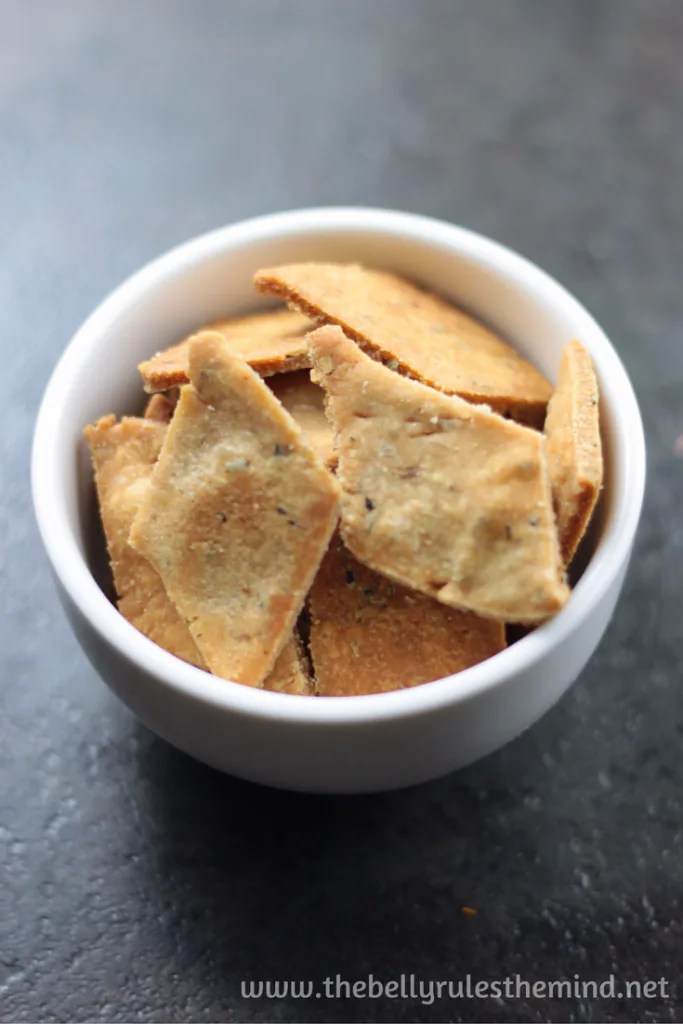 pizza flavored wheat crackers