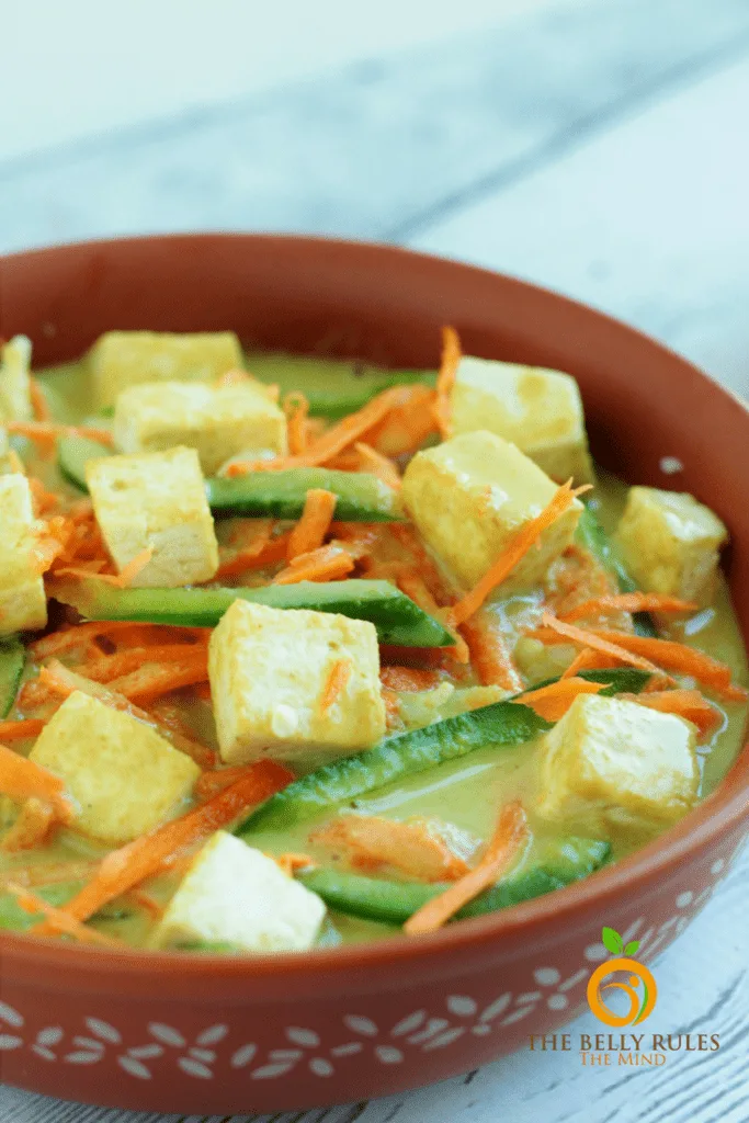 https://thebellyrulesthemind.net/wp-content/uploads/2018/01/Thai-Tofu-Buddha-Bowl4-683x1024.png.webp