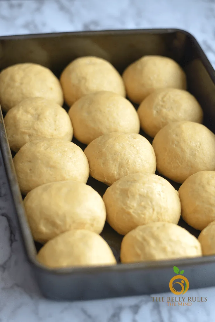 No Knead Homemade Whole Wheat Dinner Rolls - Ladi Pav