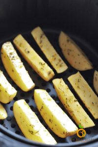 Potato wedges in air fryer