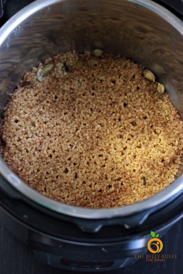 Lapsi Recipe (Gujarati Fada Lapsi) – Instant Pot & Stovetop - The Belly ...