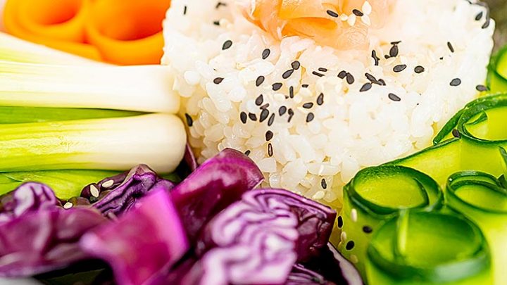 How to make sushi rice in a rice cooker - Belly Rumbles