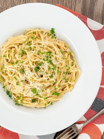 Cacio e pepe recipe