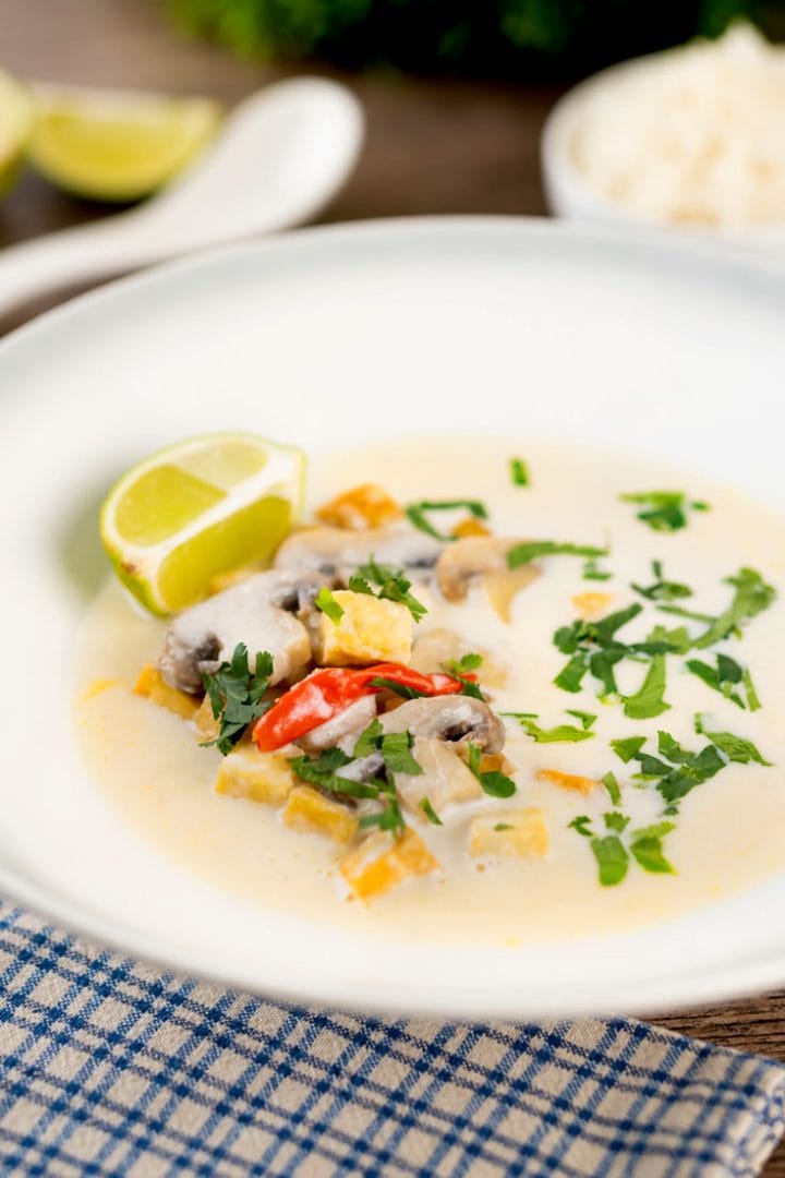 20 Minute Tom Kha Soup Recipe Thai Coconut Soup With Tofu The Belly Rules The Mind