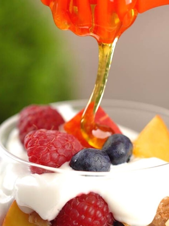 Easy Yogurt and Fruit Parfait Recipe