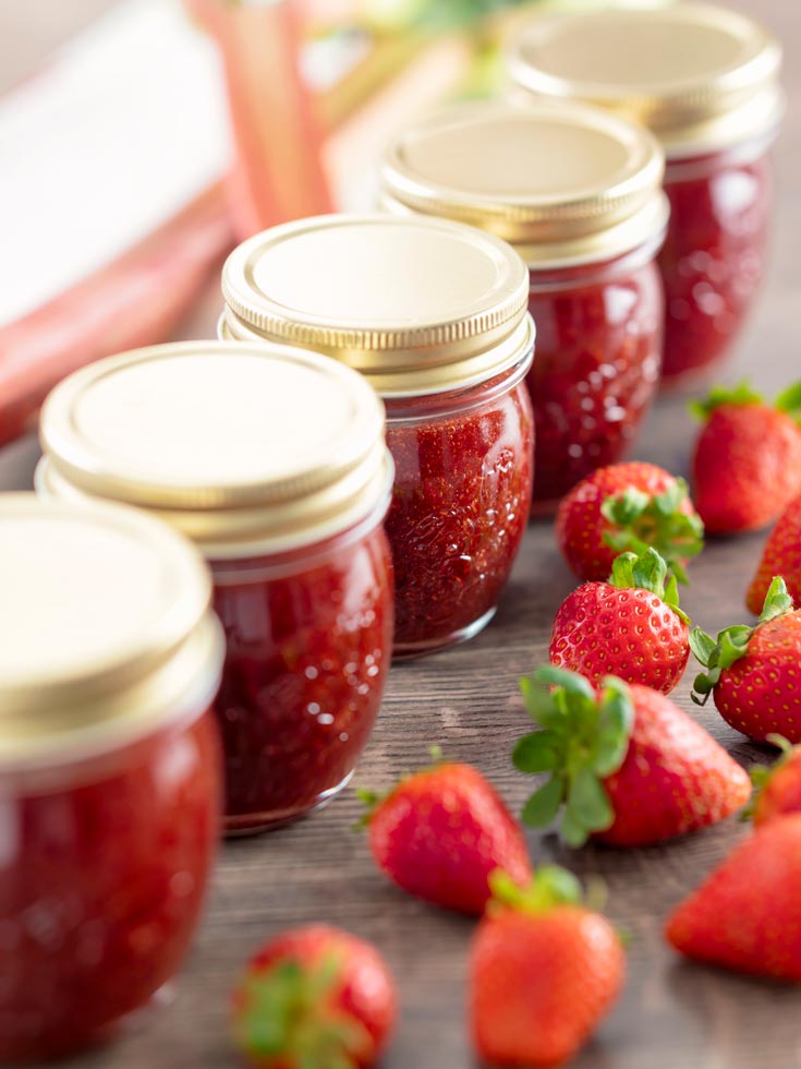 canning strawberry rhubarb jam