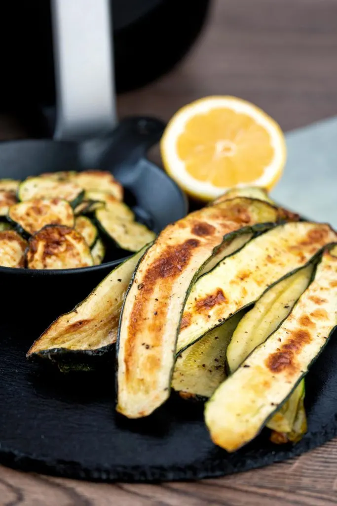 Low carb Air Fryer Zucchini