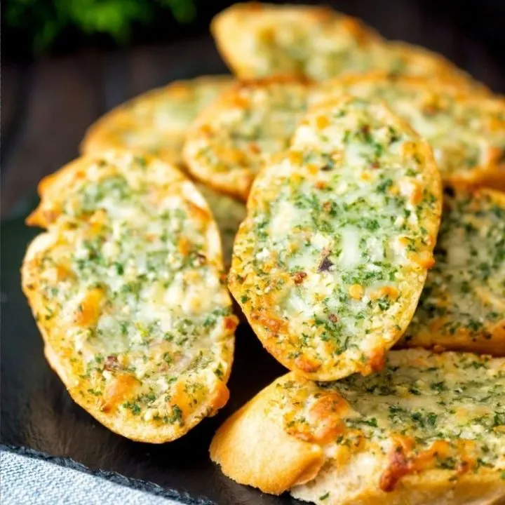 air fryer garlic bread