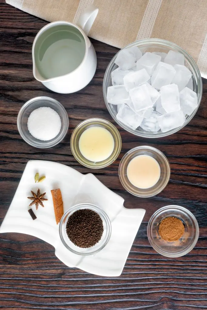 Ingredients to make Thai Iced Tea