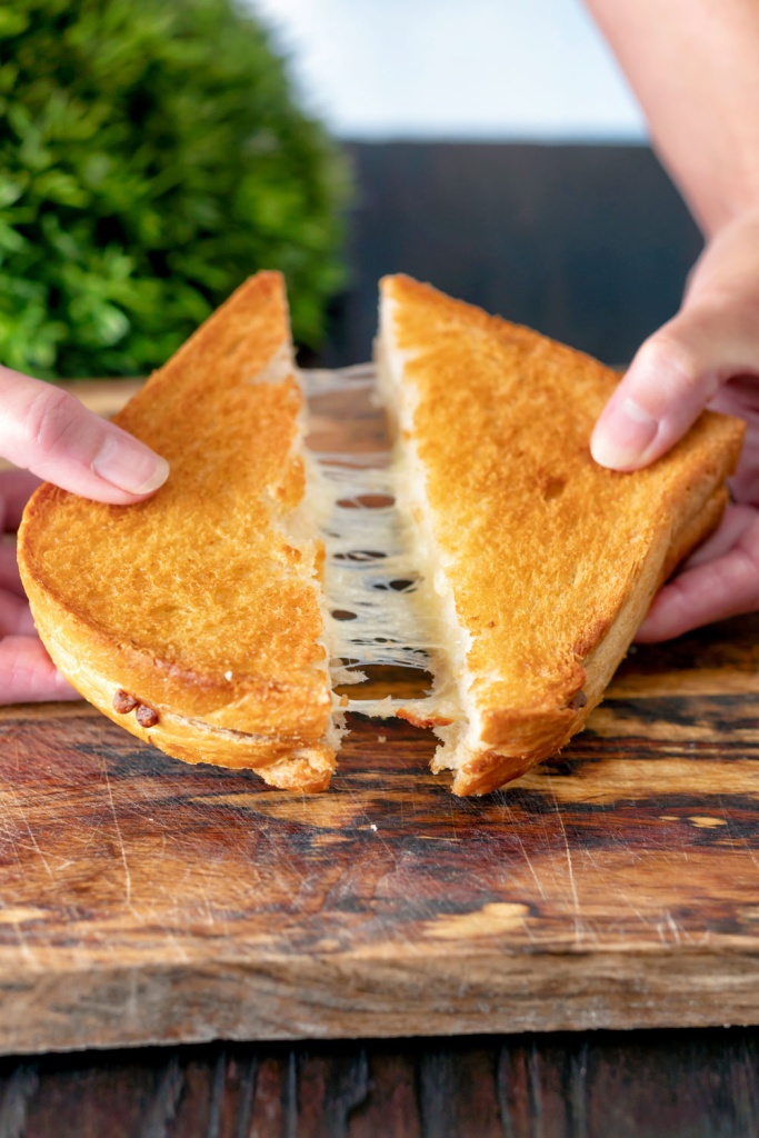 Air fryer grilled cheese