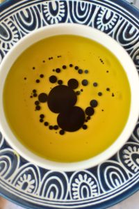 2 Minute Bread Dipping Olive Oil The Belly Rules The Mind 2 Minute Bread Dipping Olive Oil The Belly Rules The Mind