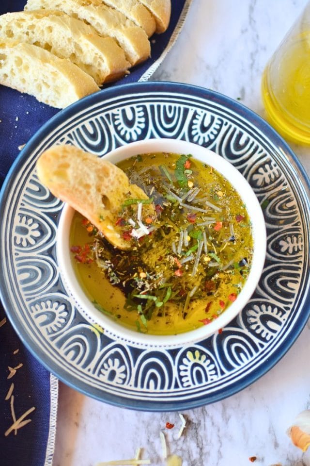 2minute Bread Dipping Olive Oil The Belly Rules The Mind