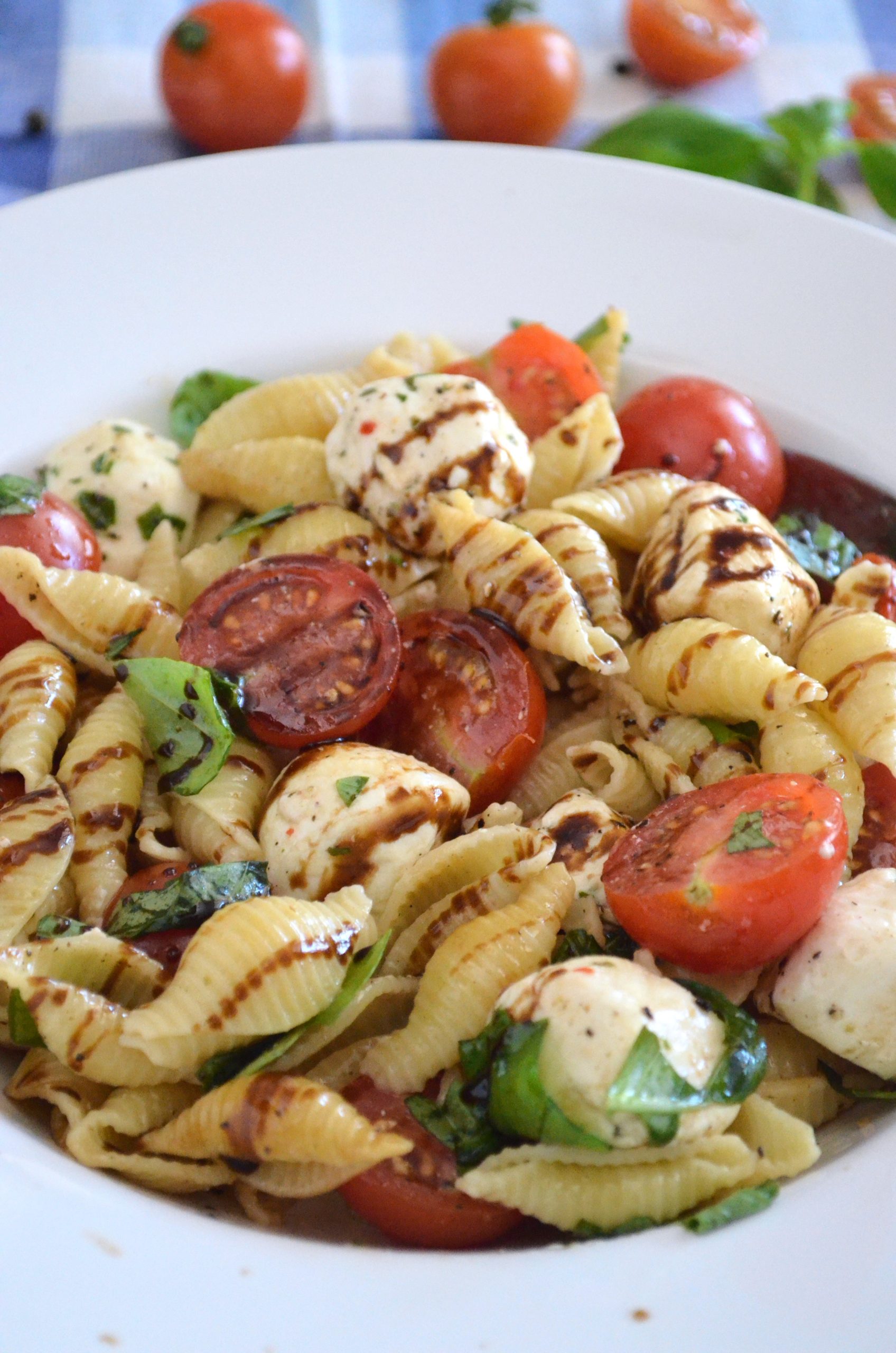 caprese pasta salad with balsamic glaze