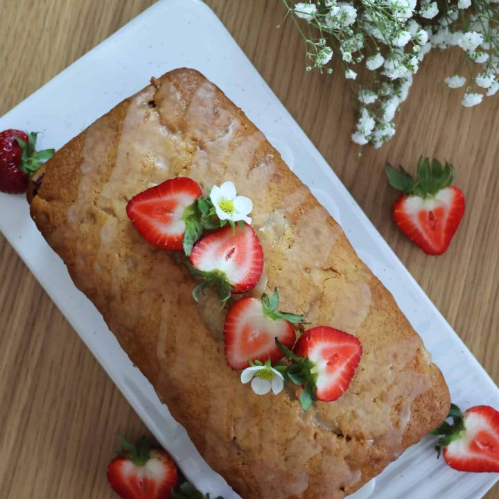 strawberry pound cake recipe with glaze