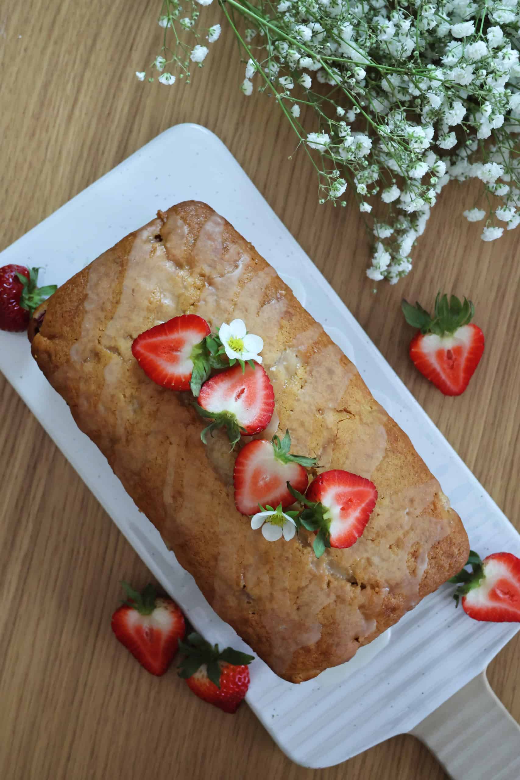 strawberry pound cake recipe with glaze