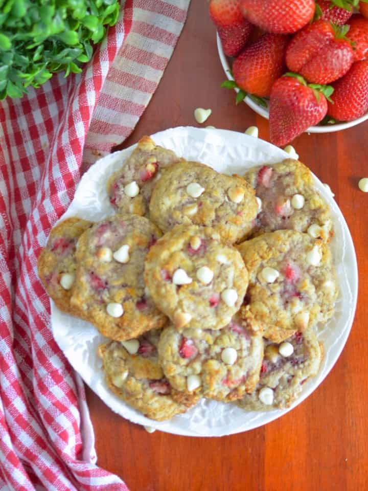 Strawberry cookies are a sweet way to use fresh strawberries when they are in season.This delightful recipe promises a burst of prominent strawberry flavor in every bite. Quick to make in just 30 minutes, it's perfect for satisfying your cookie cravings!