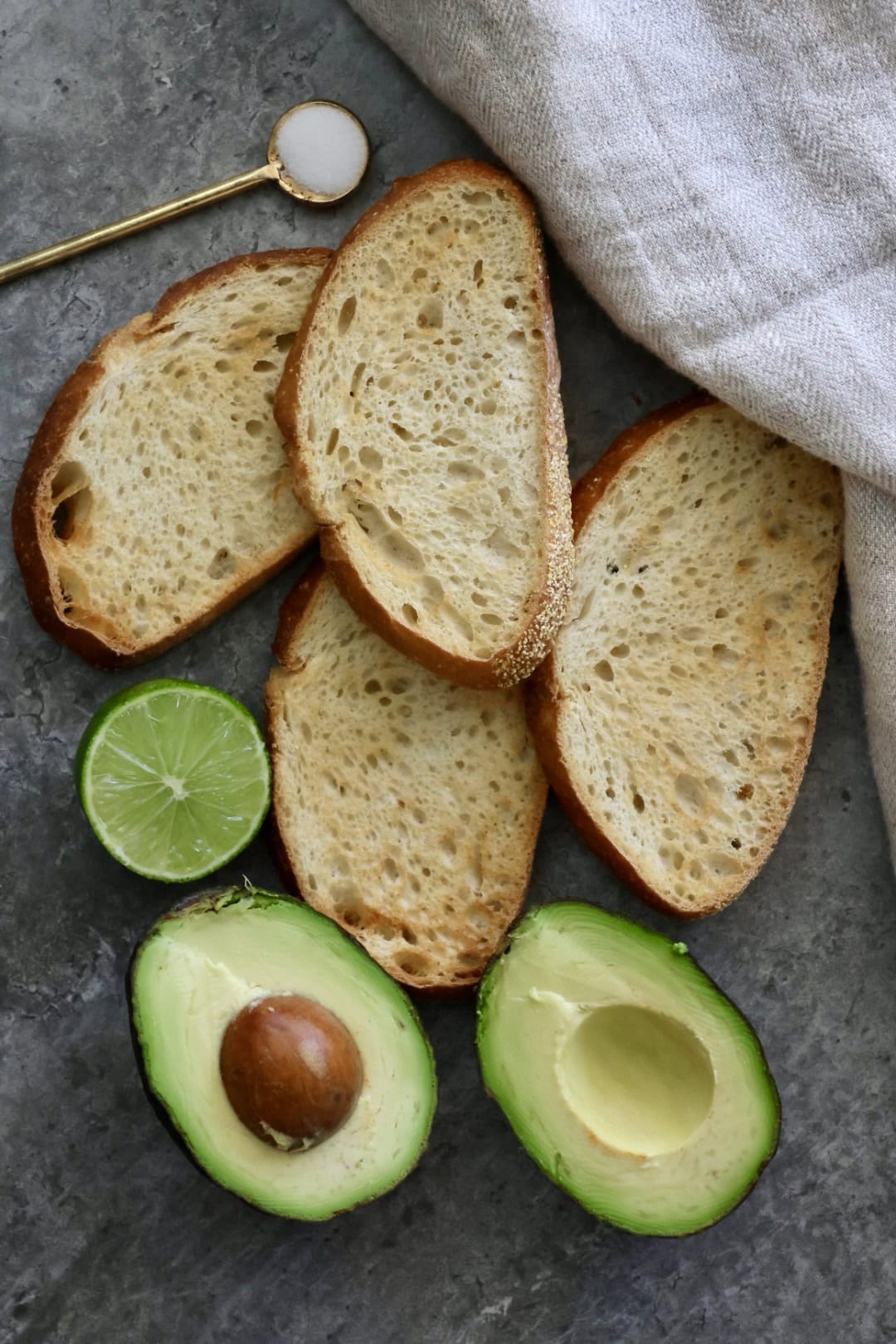 ingredients to make avocado toast