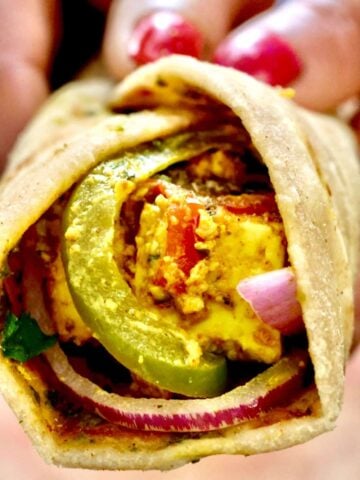 paneer kathi roll / paneer wrap