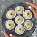 nariyal laddu