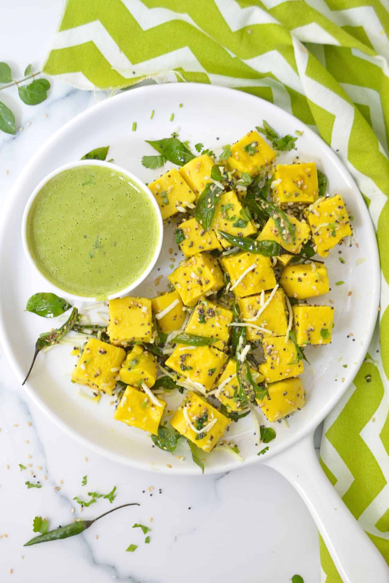Gujarati khandvi bites