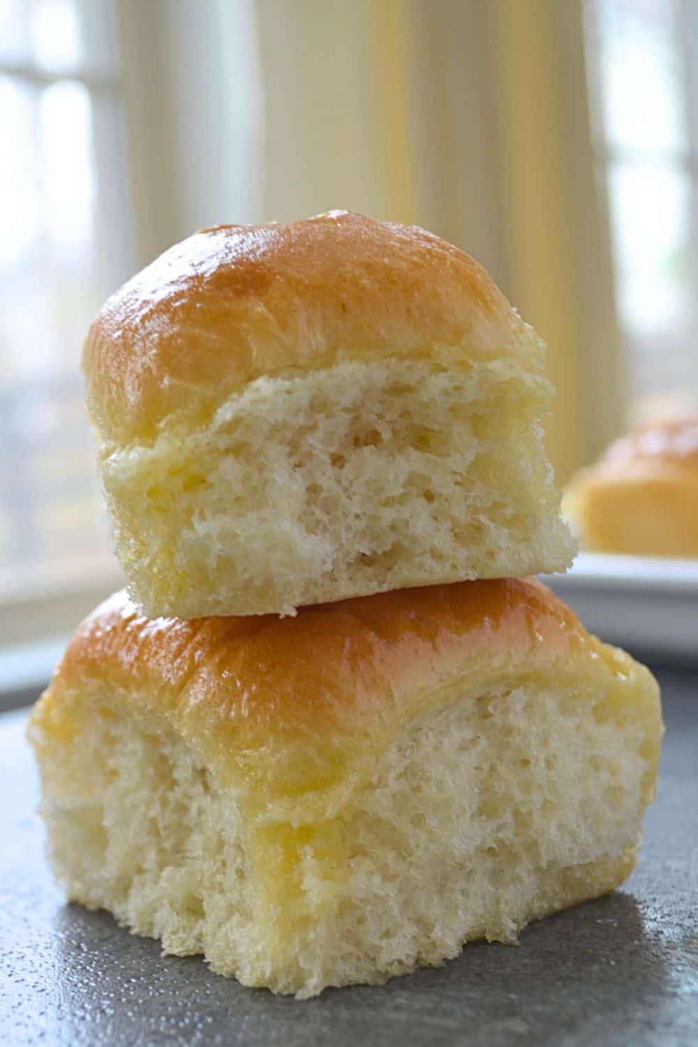  dinner rolls